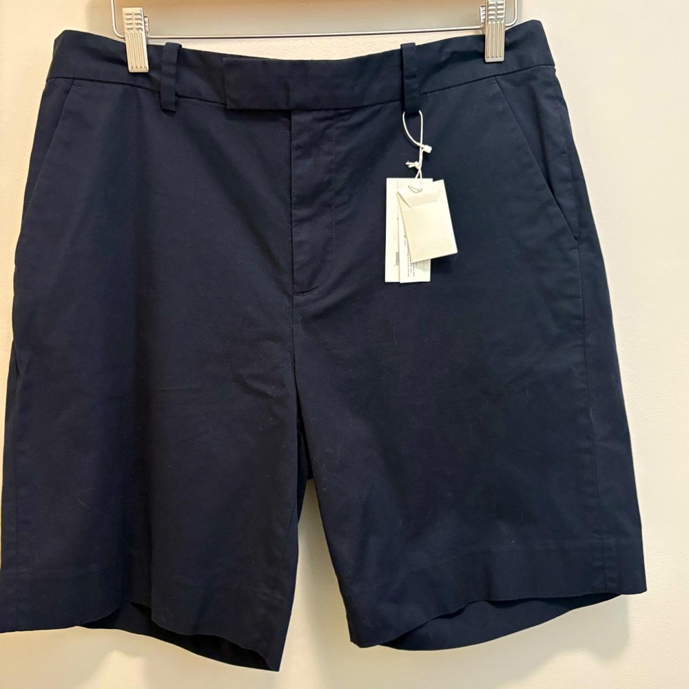 Vince Men’s Classic Dark Navy Chino Shorts, size L
